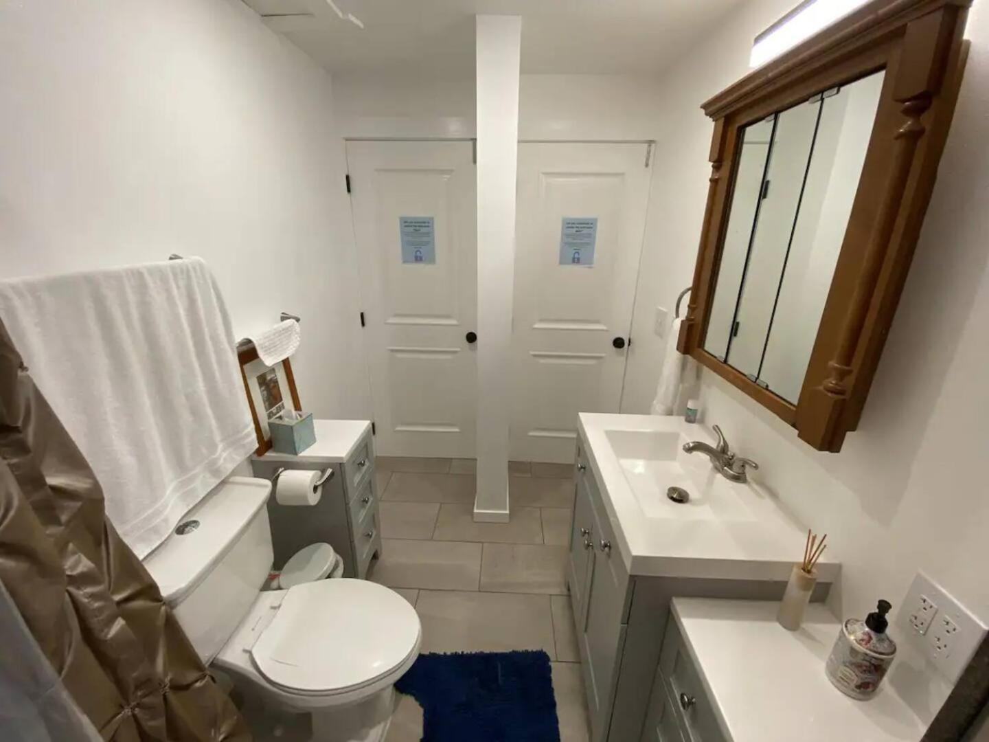 Burke House Collection - Main House Apartment Сиатъл Екстериор снимка